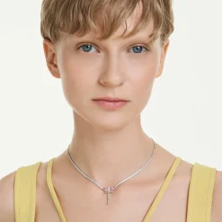 Ariana Grande x Swarovski Y necklace