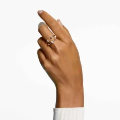 Constella ring
