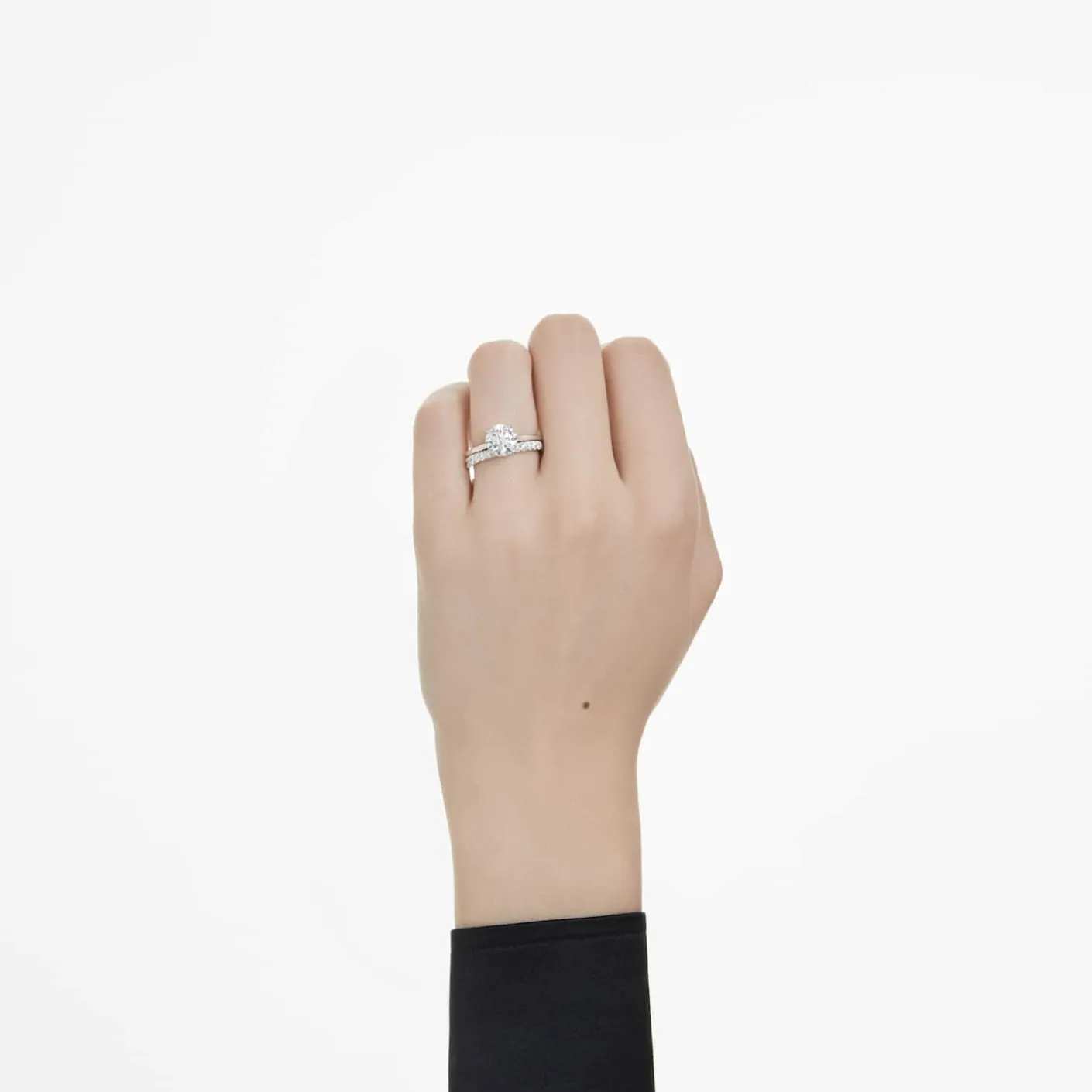 Eternity band ring