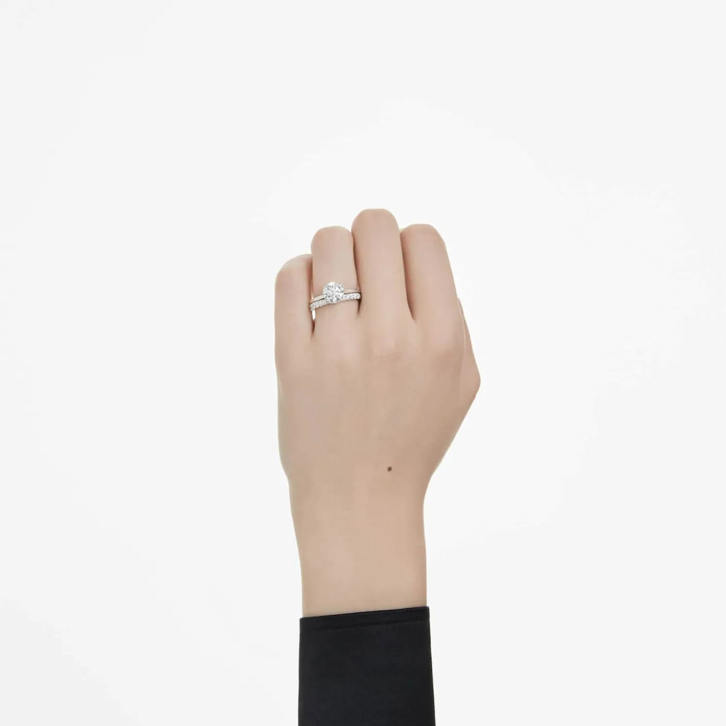 Eternity band ring