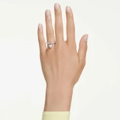 Idyllia motif ring
