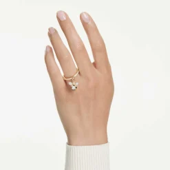 Idyllia motif ring