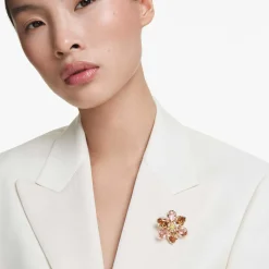 Idyllia pendant and brooch