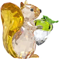 Idyllia Squirrel and Acorn