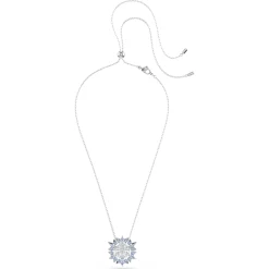 Magic pendant and brooch