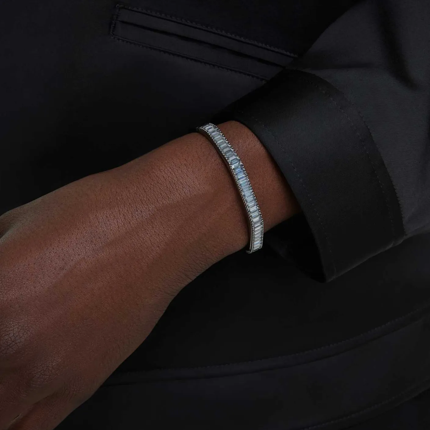 Matrix bangle