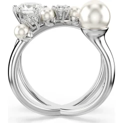 Matrix cocktail ring