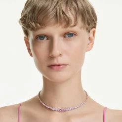 Matrix necklace