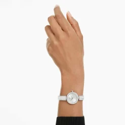 Matrix pearl bangle watch