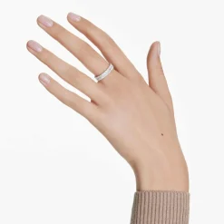 Matrix ring