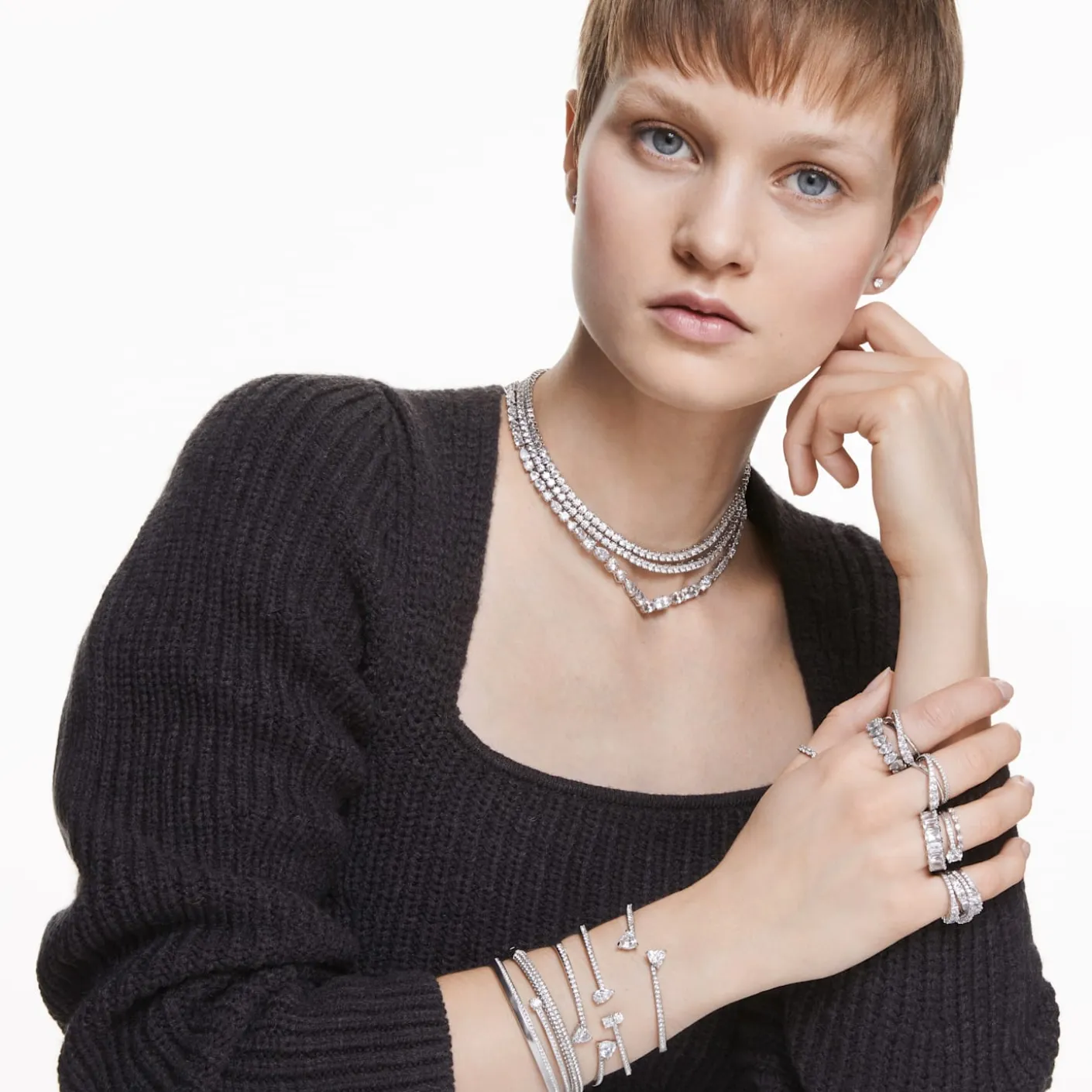 Mesmera cuff