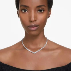 Mesmera necklace