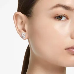 Mesmera stud earrings