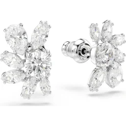 Mesmera stud earrings