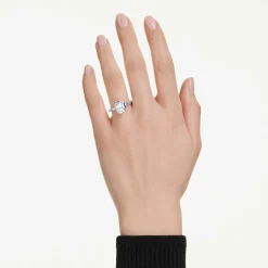 Octagon bezel ring