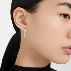 Stilla drop earrings