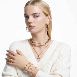 Stilla stud earrings