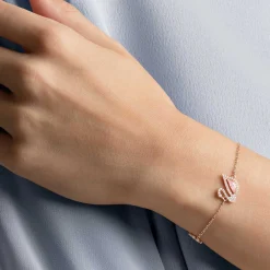 Swan bracelet