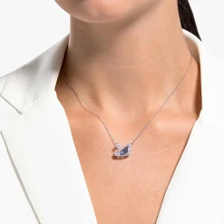 Swan necklace
