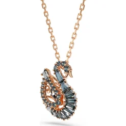 Swan pendant