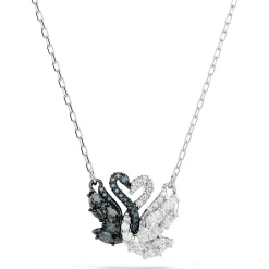 Swan pendant