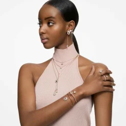 Una Angelic cocktail ring
