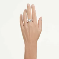 Una Angelic halo ring