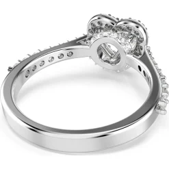 Una Angelic motif ring