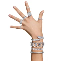 Una Angelic ring